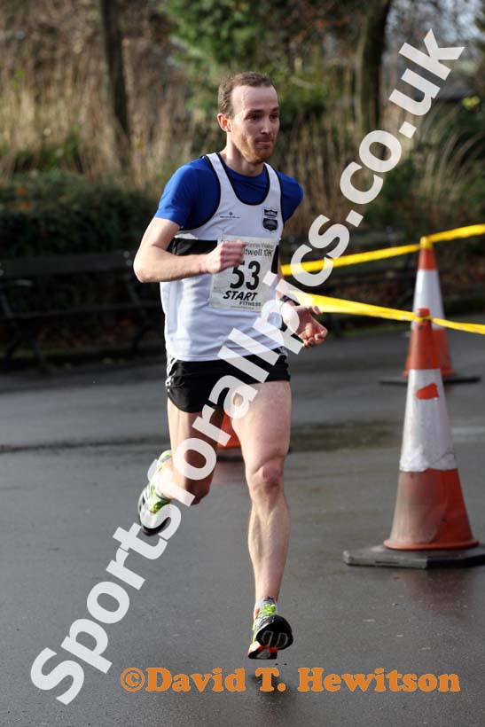 Shaun Brown (Tyne Bridge) finished 3rd in the Ronnie Walker Saltwell 10k Road Race, Gateshead. Photo: David T. Hewitson/Sports for All Pics